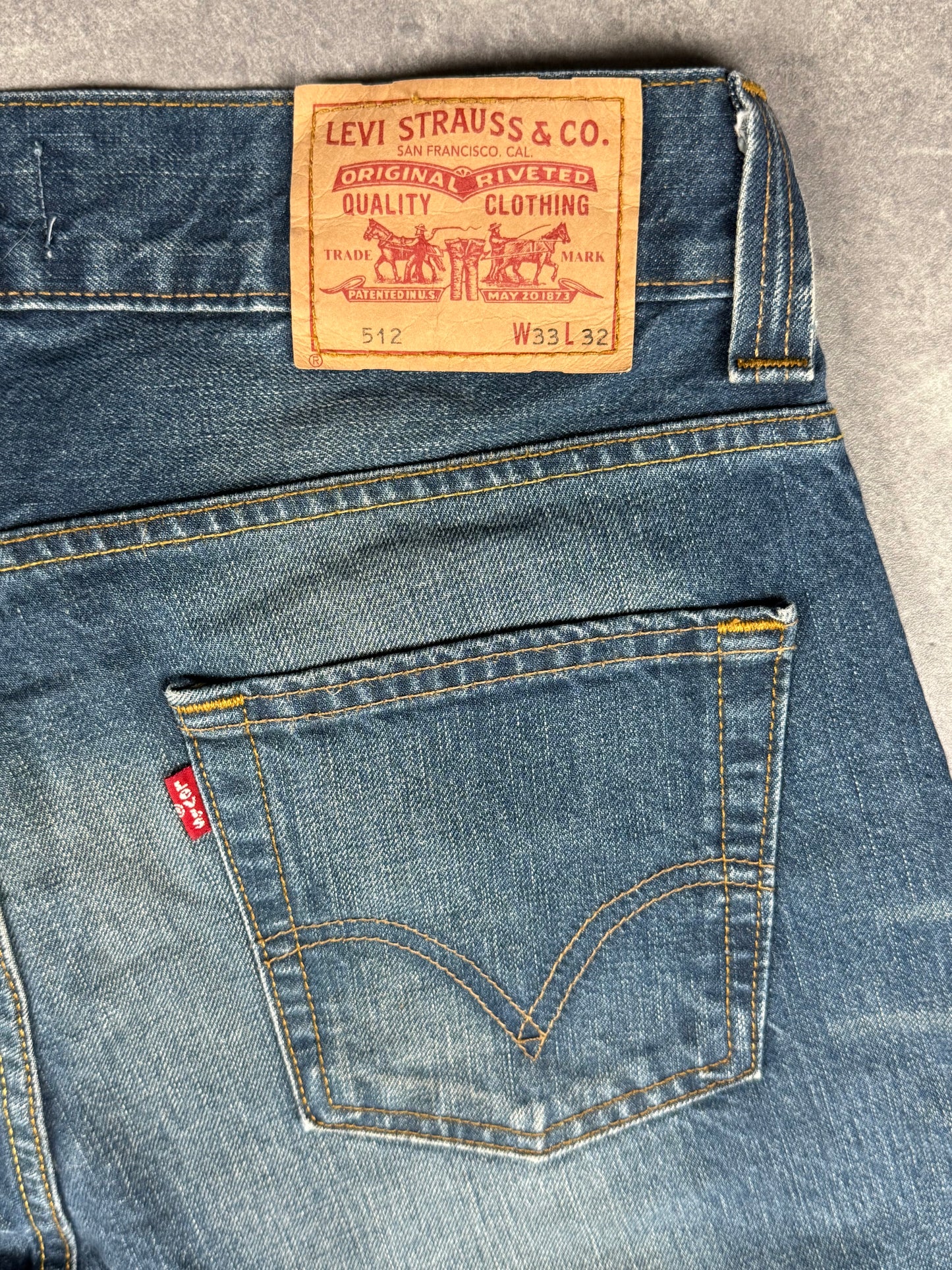 Levi’s bootcut Jeans (W33/L32)