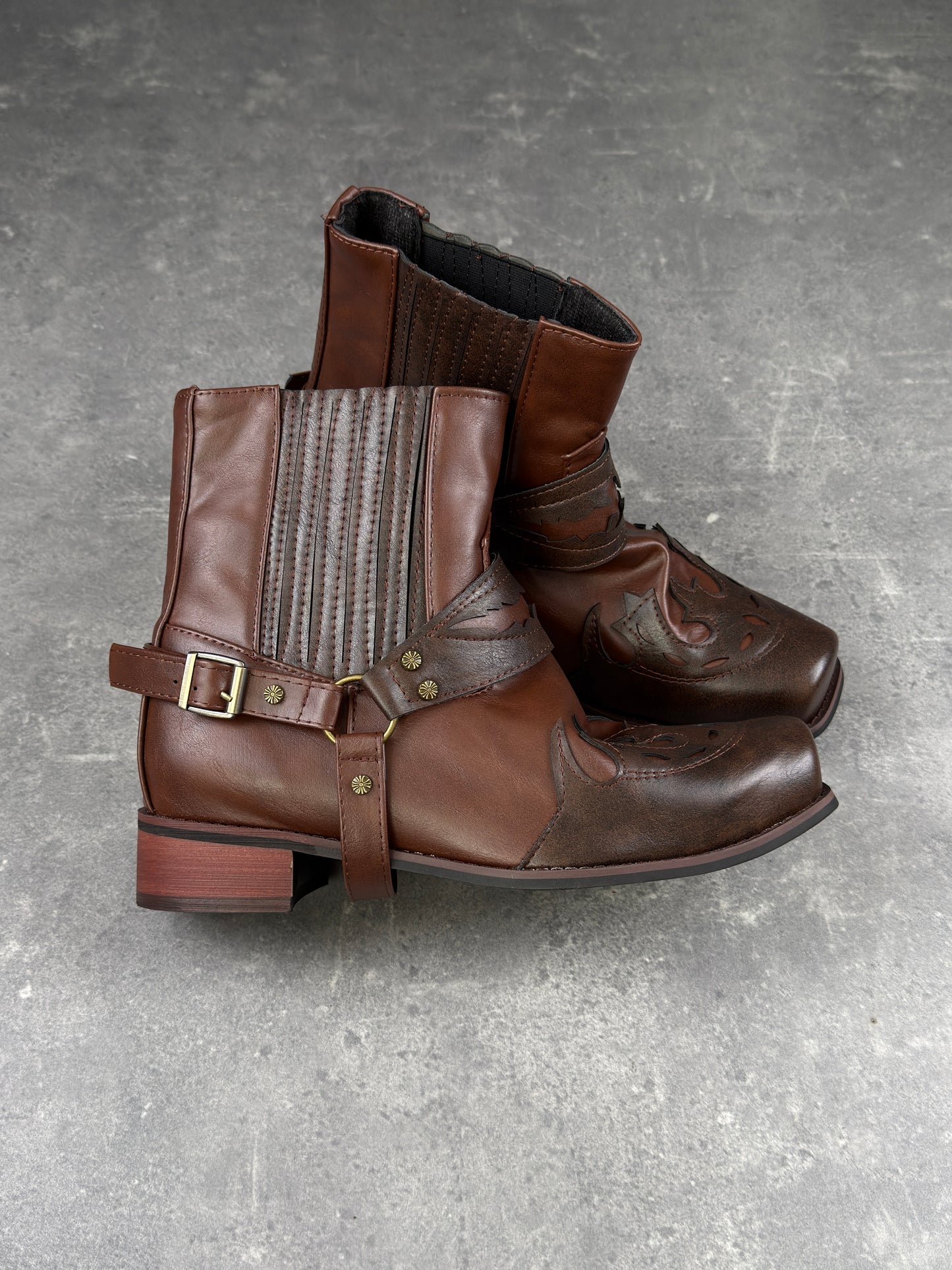 Harness Boots (42)