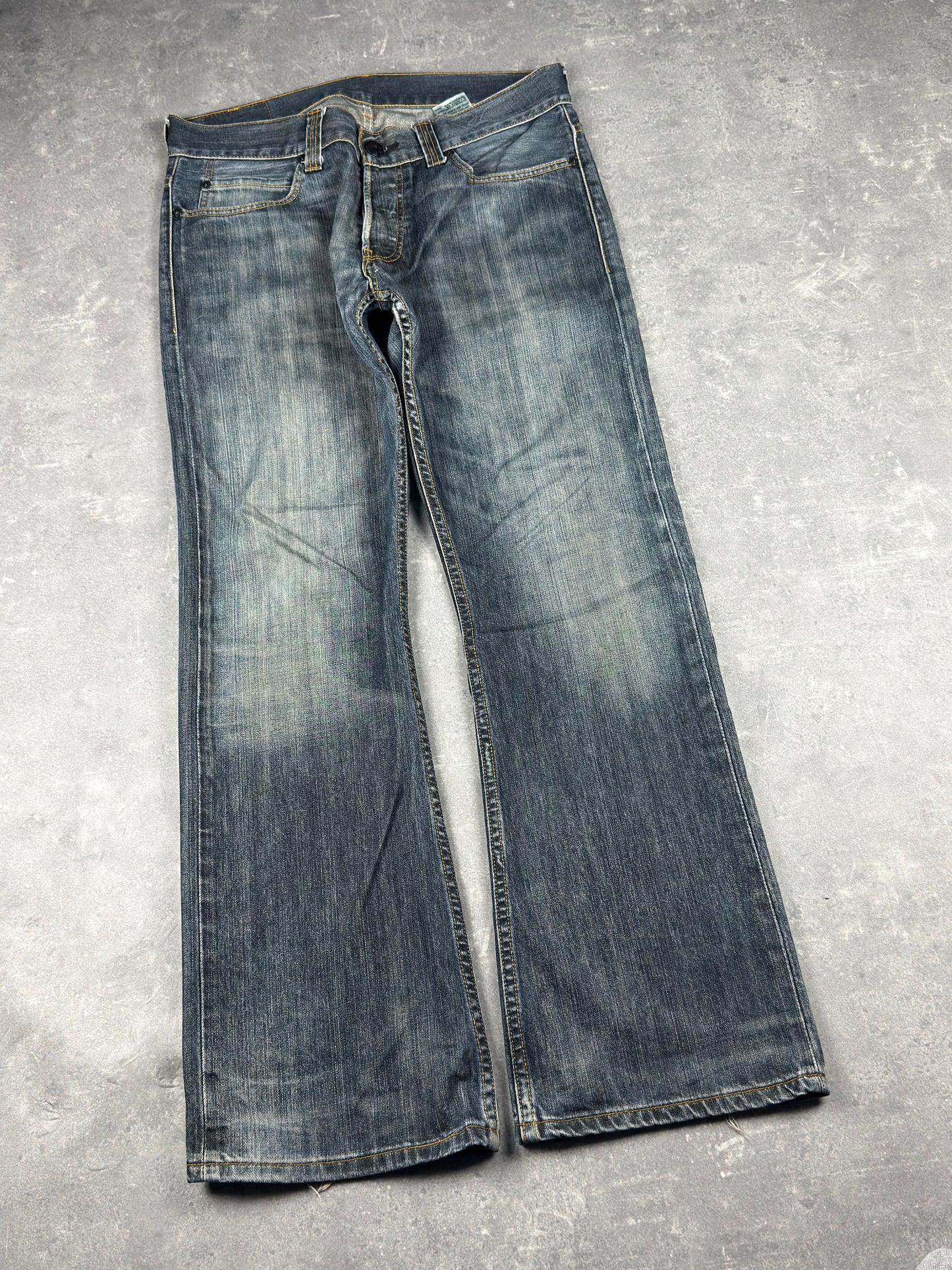 Levi’s bootcut Jeans (W34/L32)