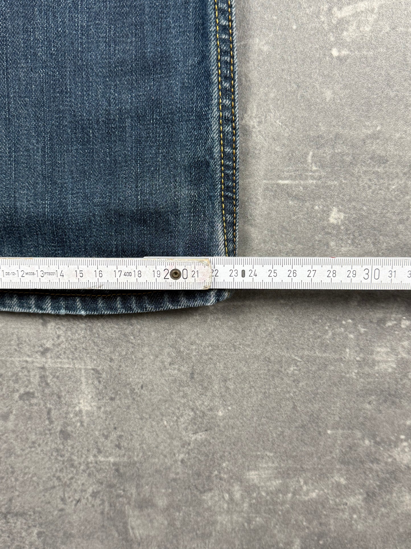 Levi’s bootcut Jeans (W28/L32)