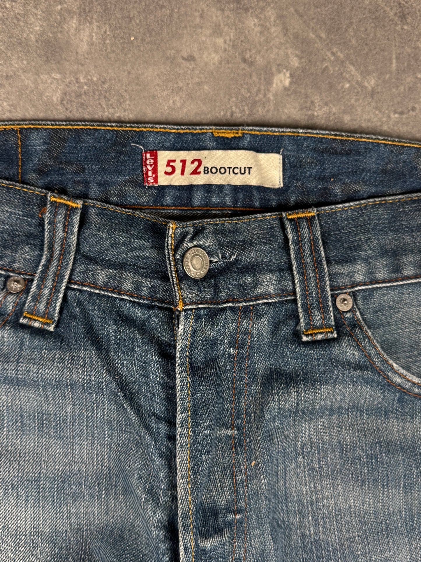 Levi’s bootcut Jeans (W34/L36)