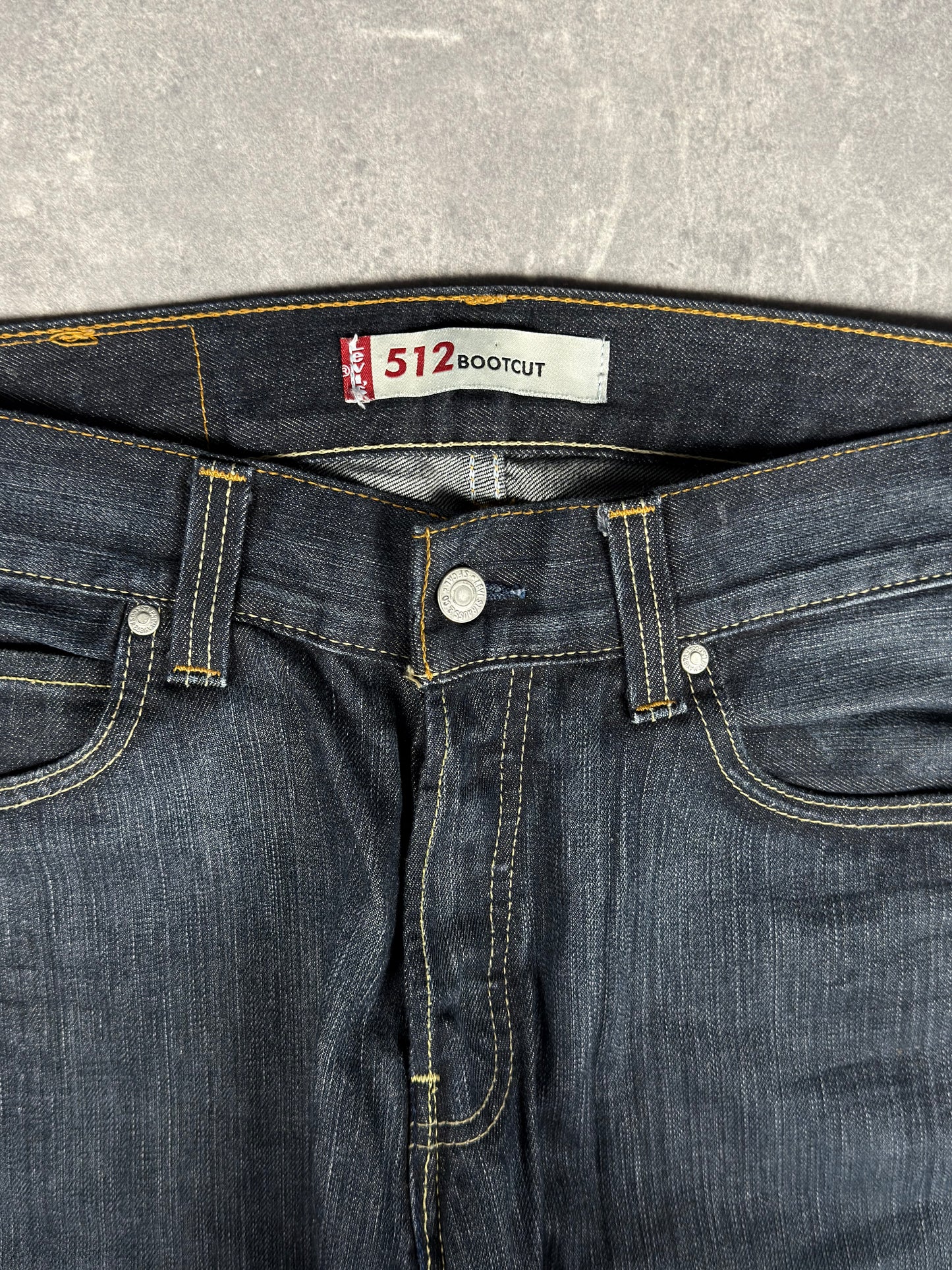 Levi’s bootcut Jeans (W33/L34)