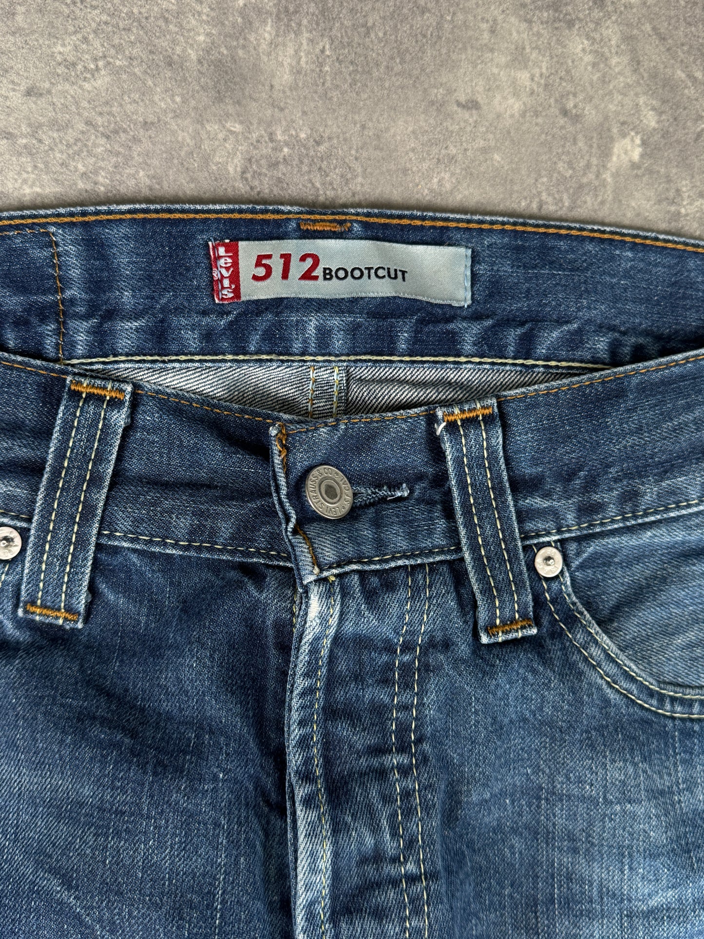 Levi’s bootcut Jeans (W31/L32)
