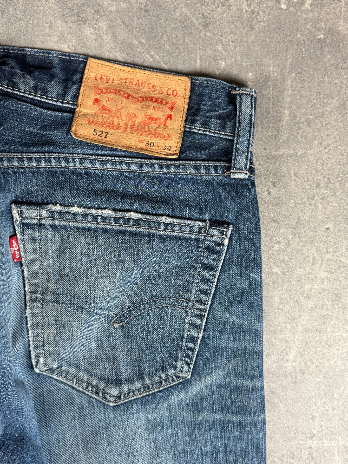 Levi’s bootcut jeans (W30/L32)