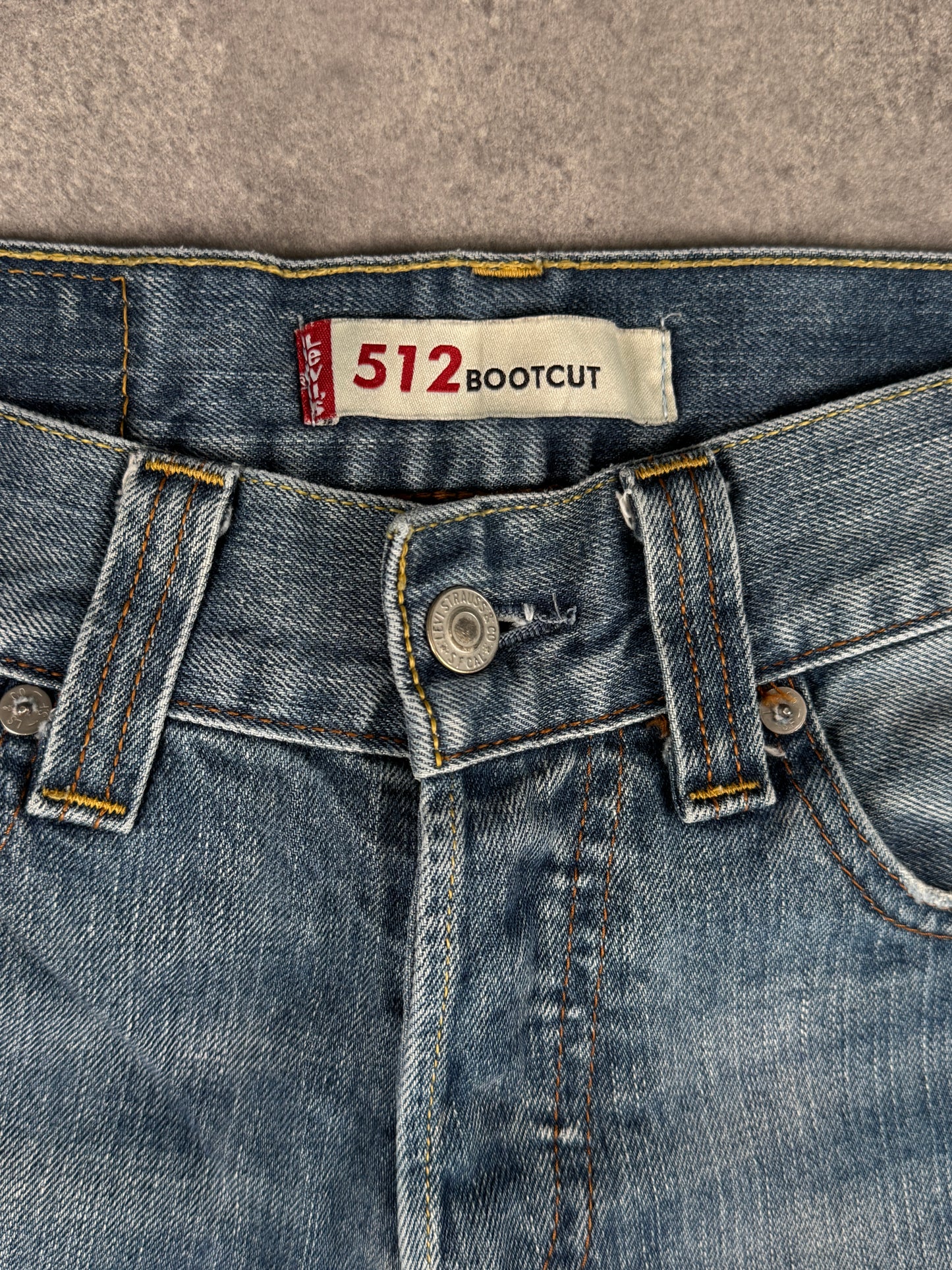 Levi’s bootcut Jeans (W29/L32)