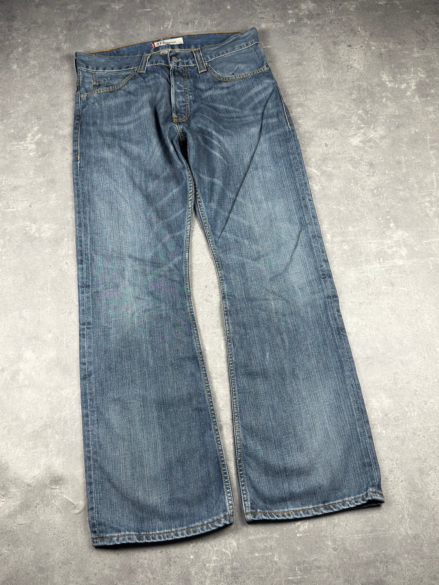 Levi’s bootcut Jeans (W34/L32)