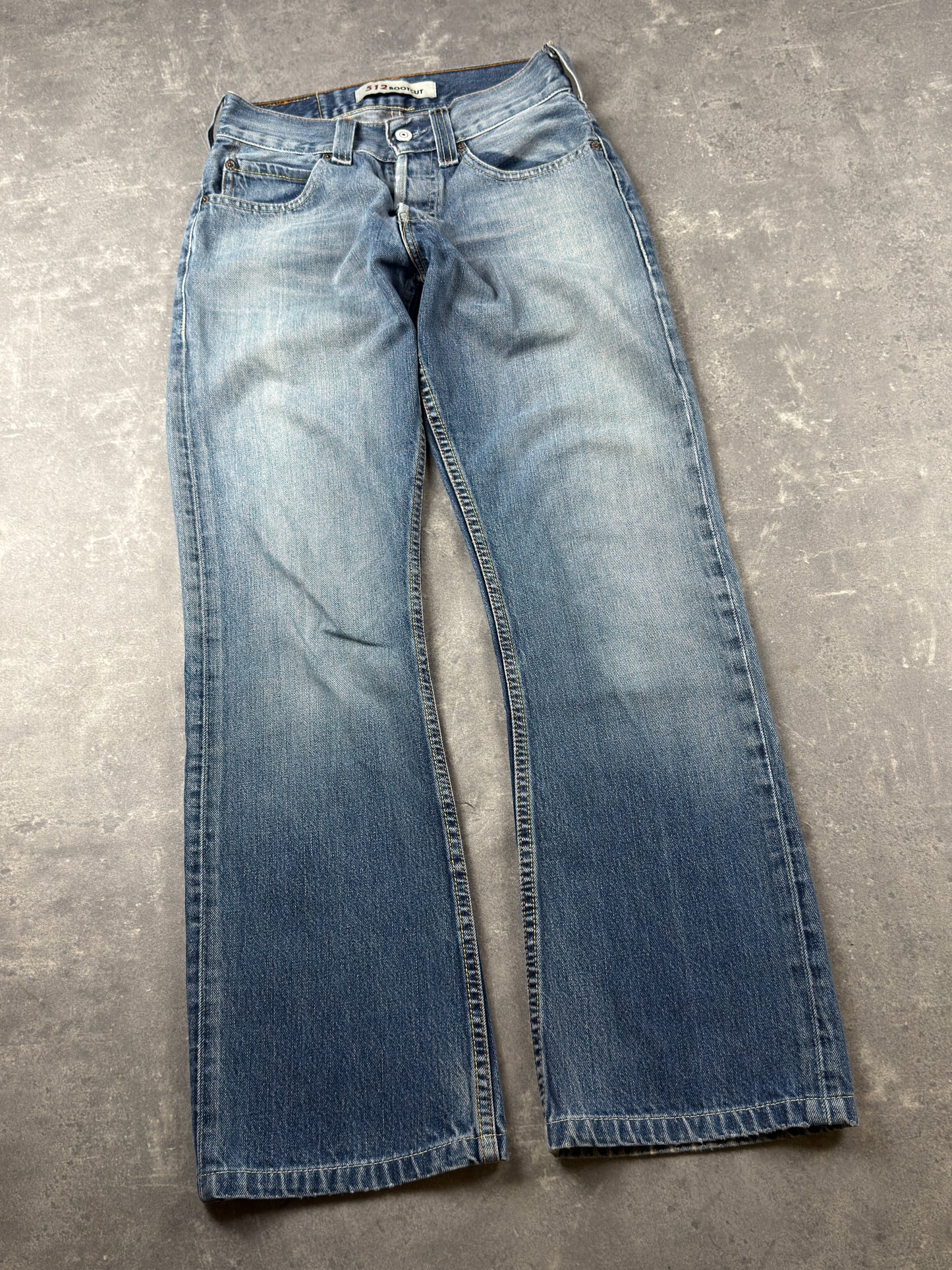 Levi’s bootcut Jeans (W26/L30)