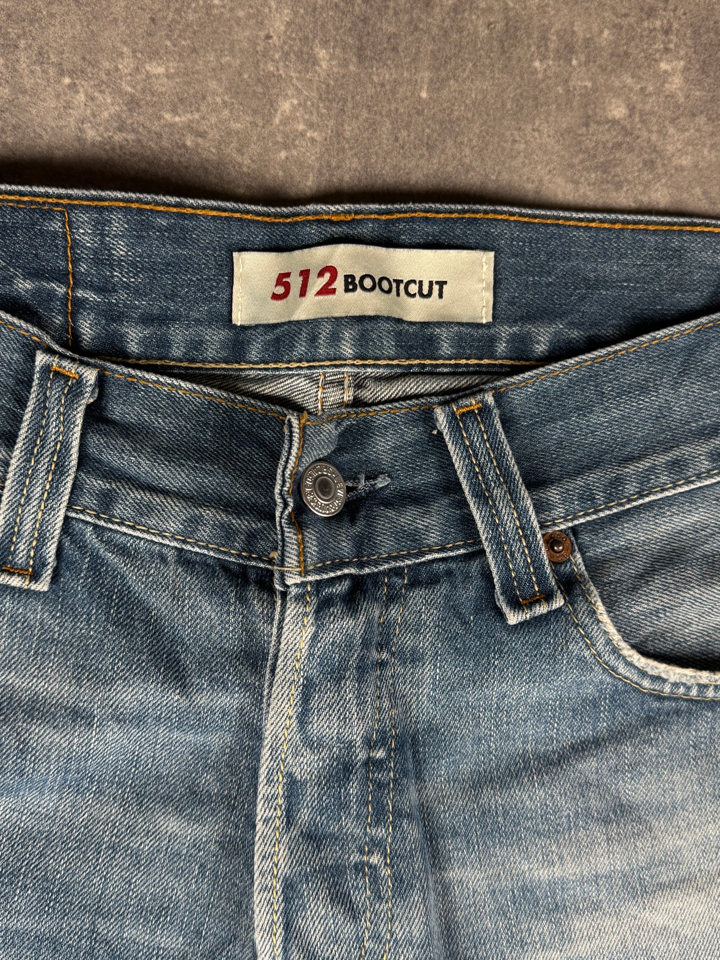 Levi’s bootcut Jeans (W32/L32)