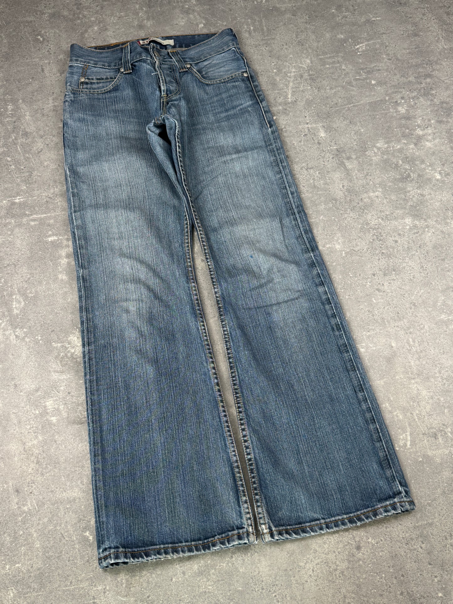 Levi’s bootcut Jeans (W27/L32)
