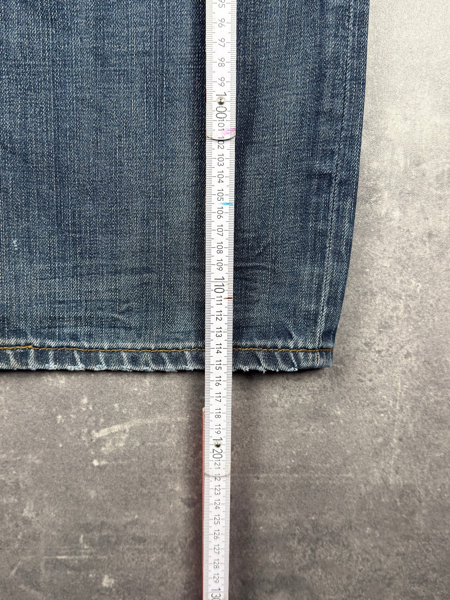 Levi’s bootcut (W33/L36)