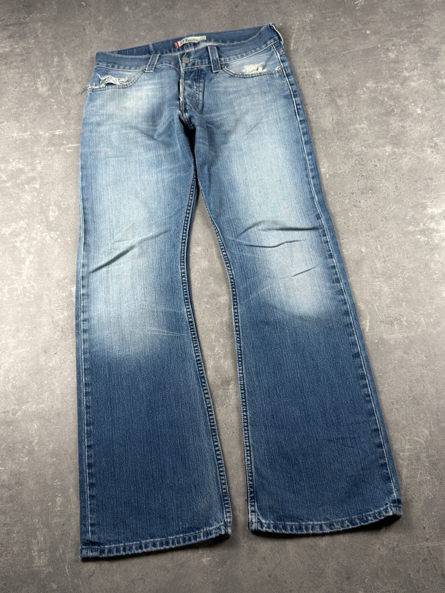 Levi’s bootcut Jeans (W33/L34)