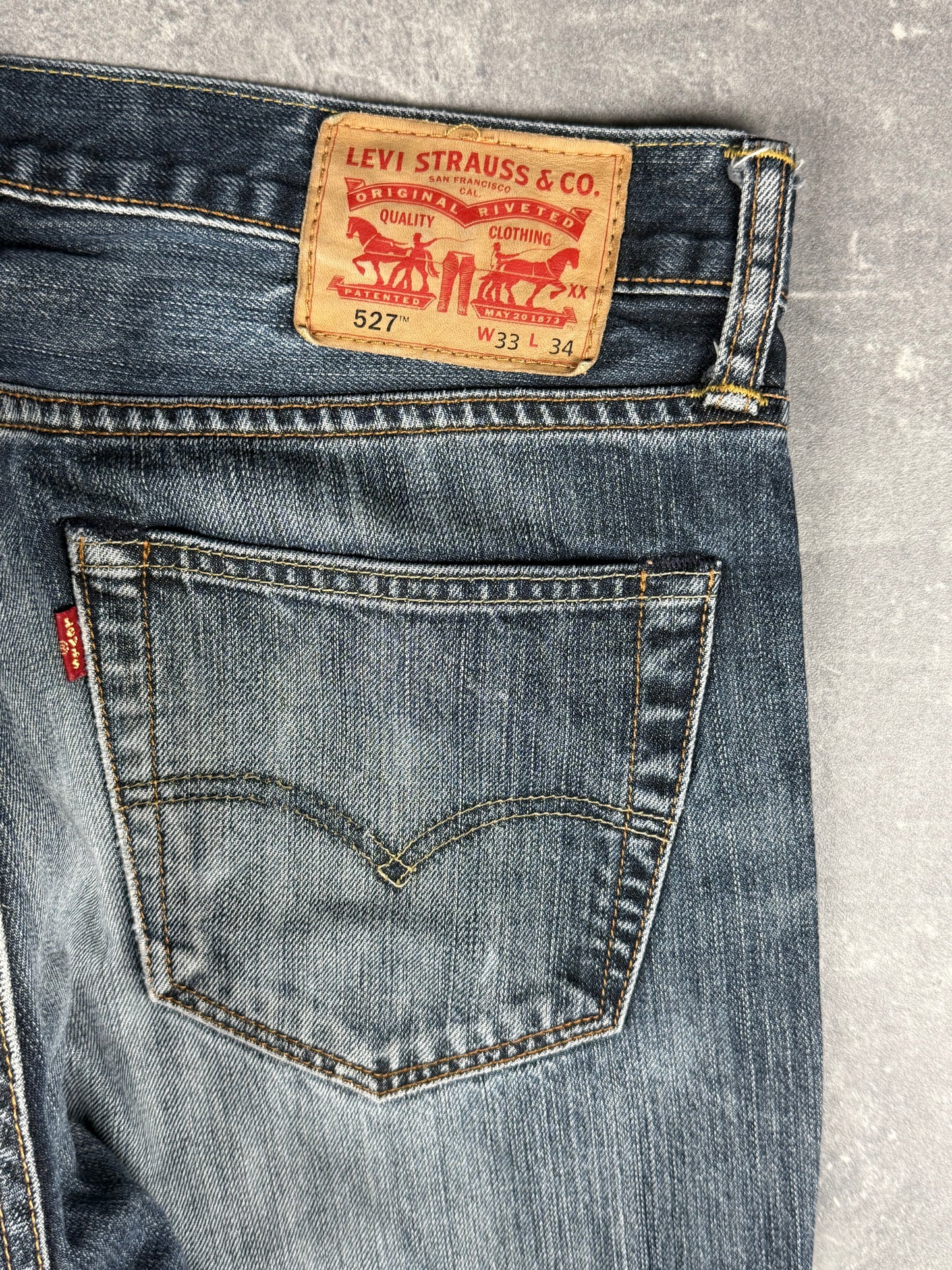 Levi’s bootcut Jeans (W33/L34)