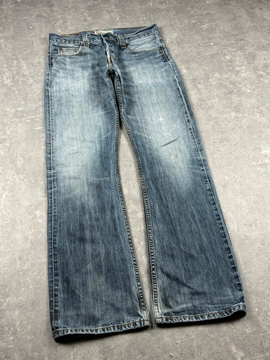 Levi’s bootcut jeans (W33/L34)