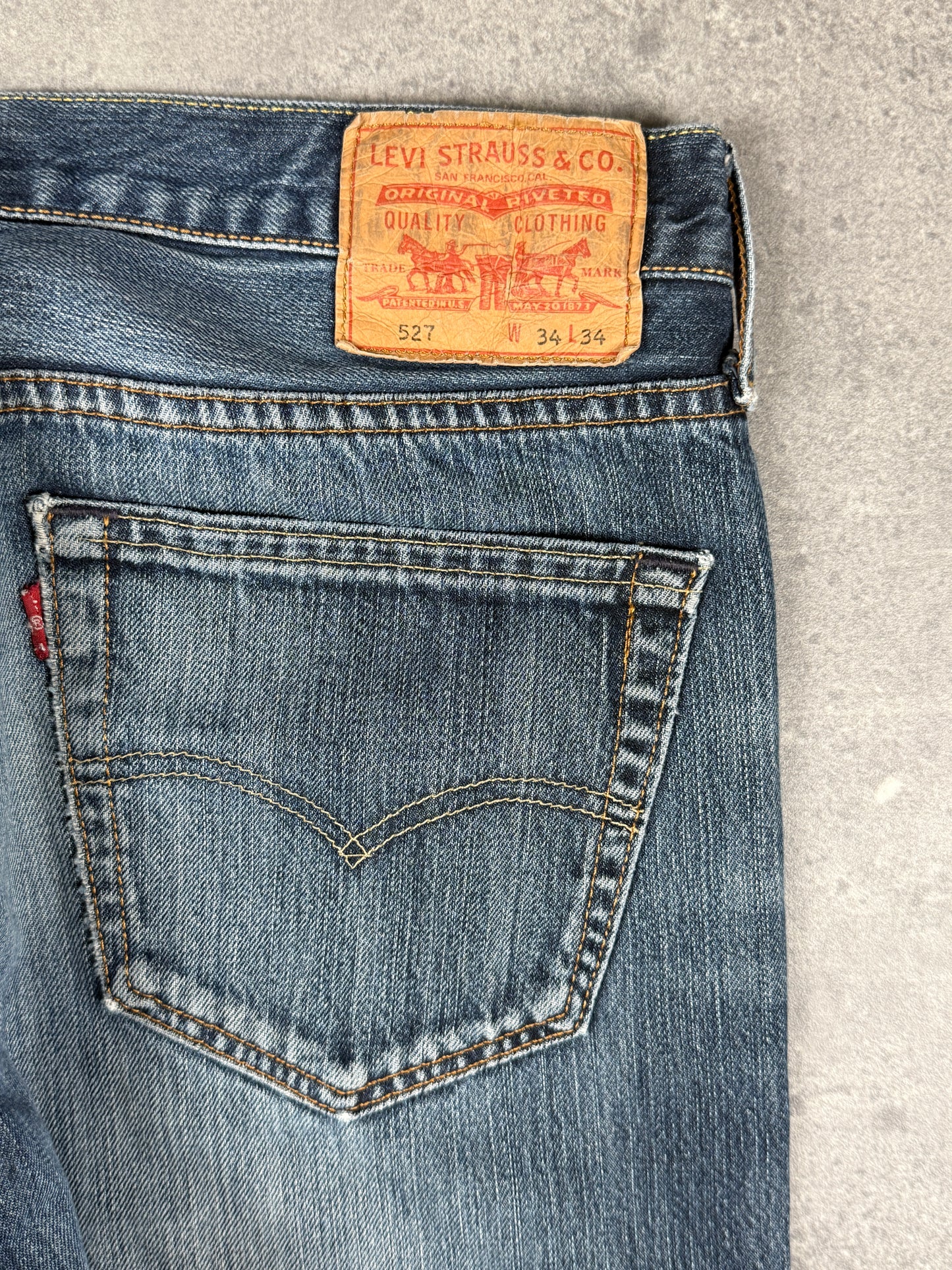 Levi’s bootcut Jeans (W34/L32)