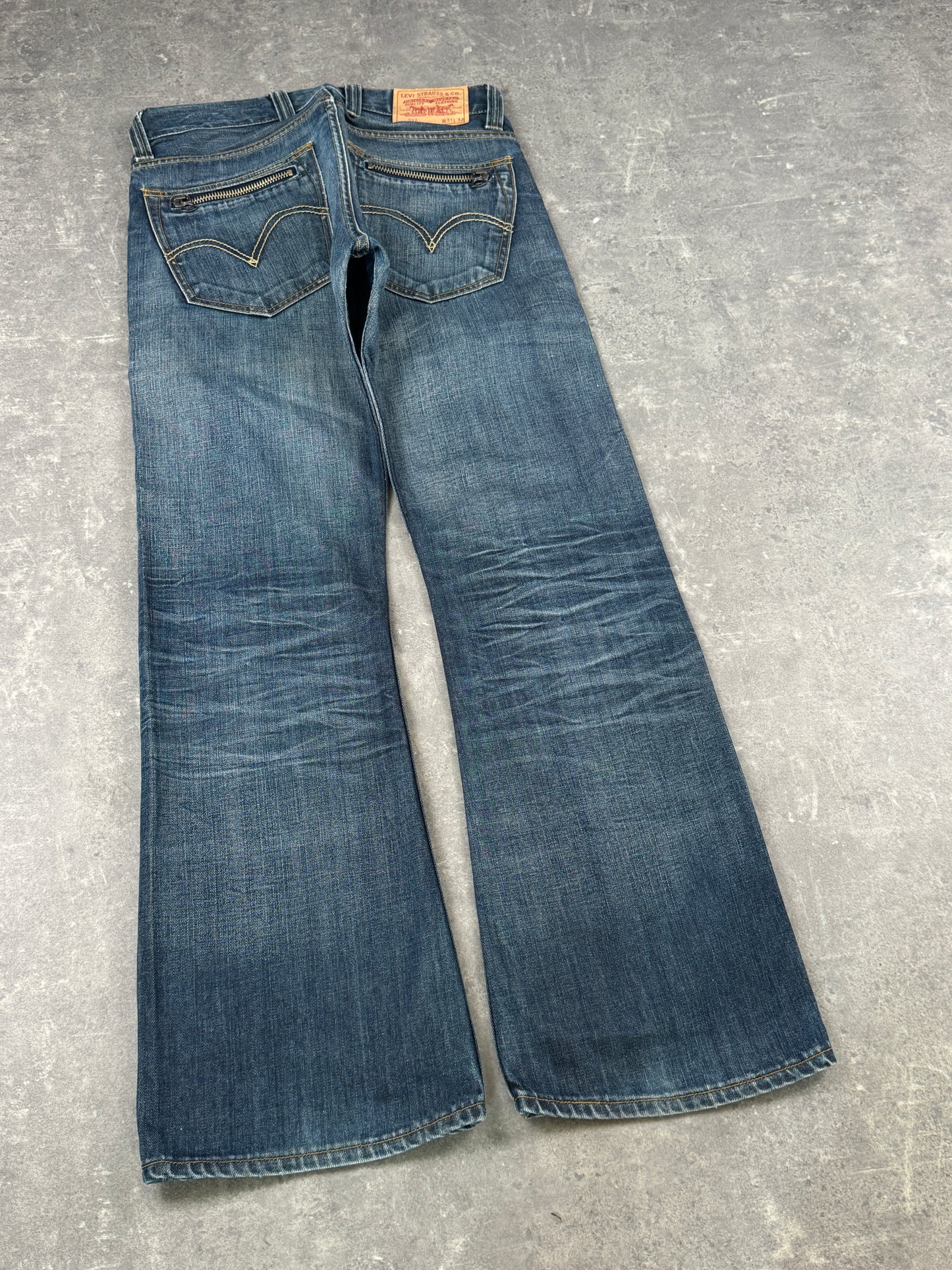 Levi’s bootcut Jeans (W31/L32)