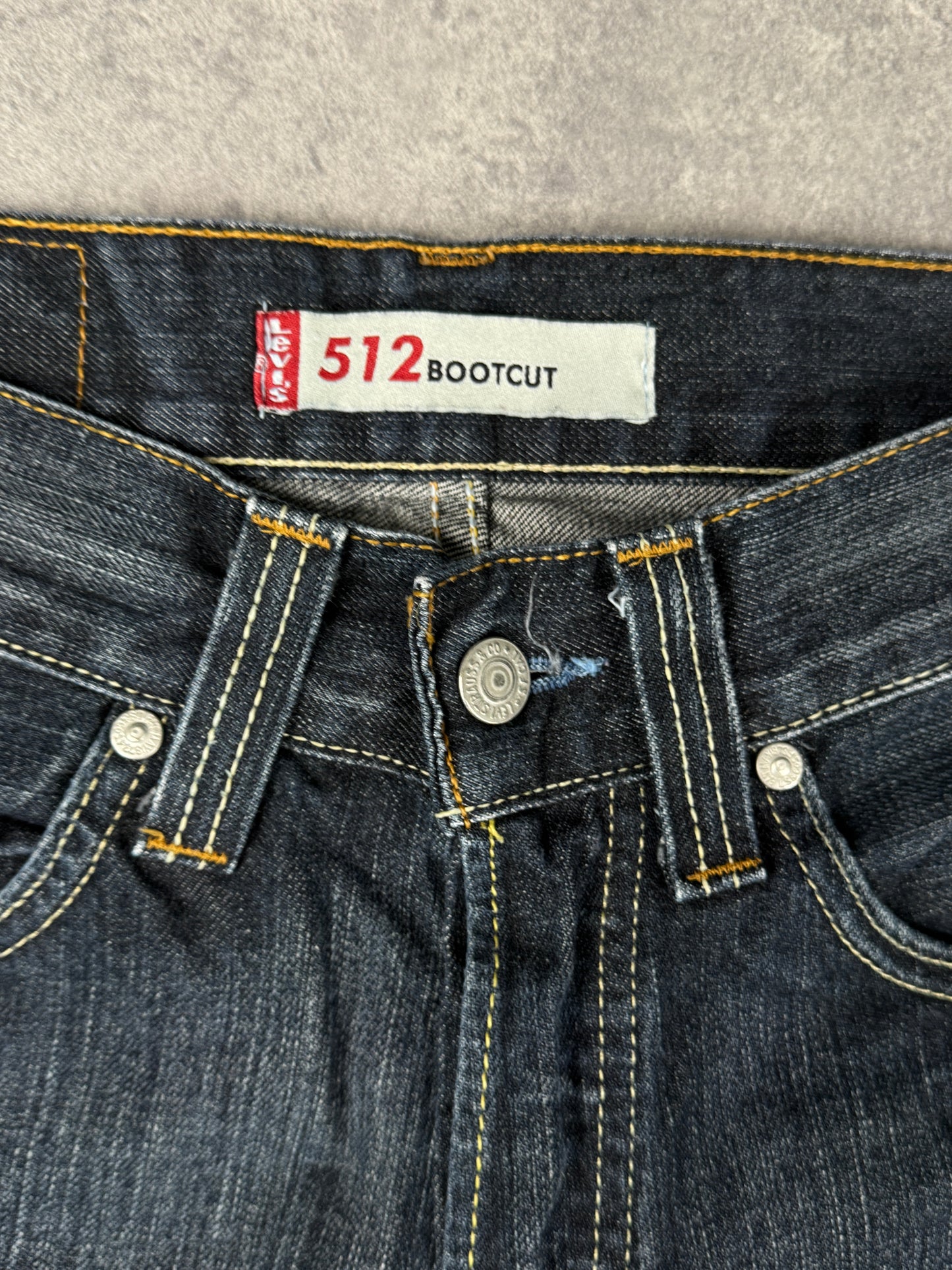 Levi’s bootcut Jeans (W29/L32)