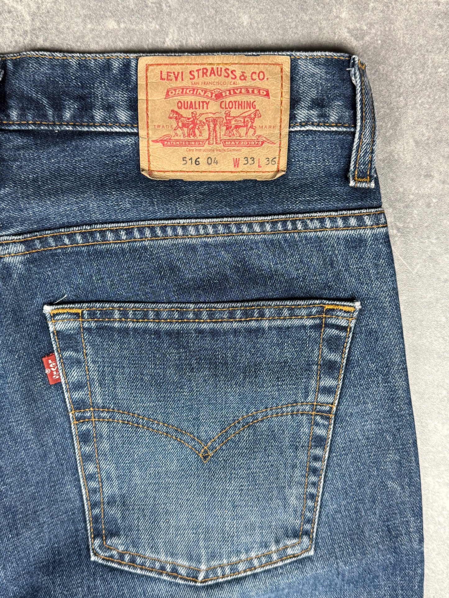 Levi’s bootcut Jeans (W32/L32-34)