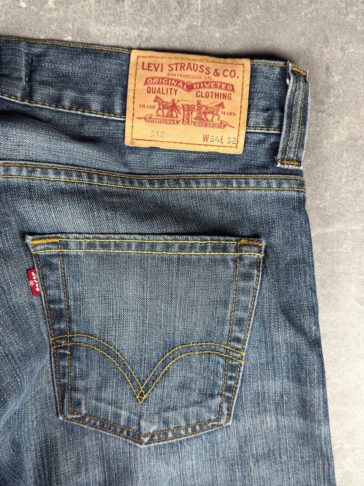 Levi’s bootcut Jeans (W34/L32)