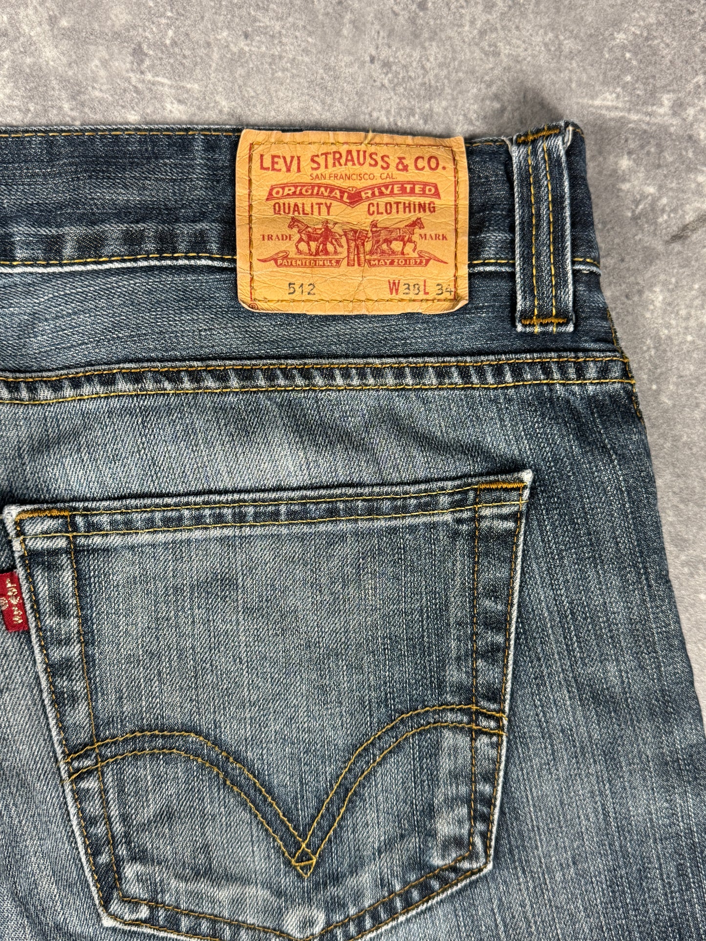 Levi’s bootcut W38/L34-36)