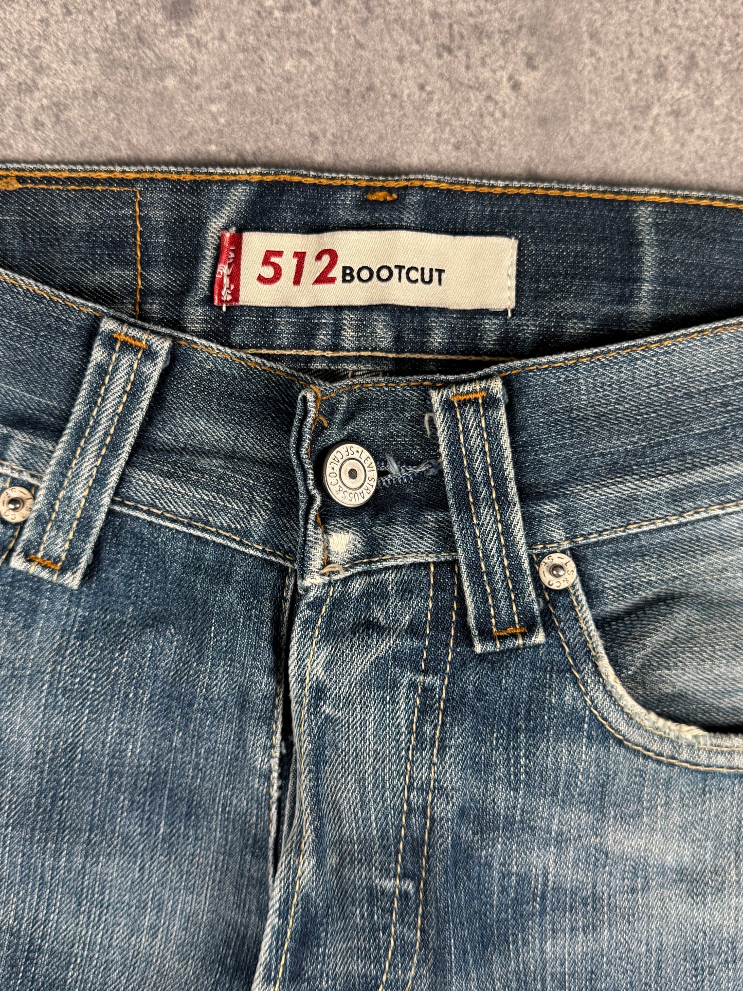 Levi’s bootcut Jeans (W29/L32)