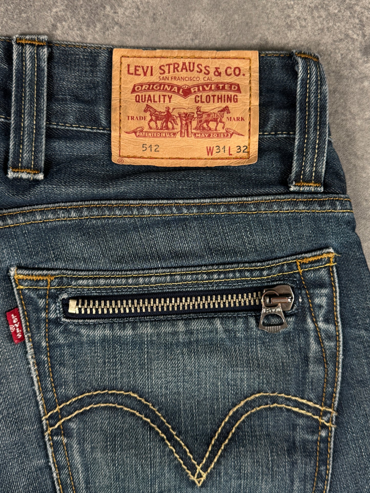 Levi’s bootcut Jeans (W31/L32)