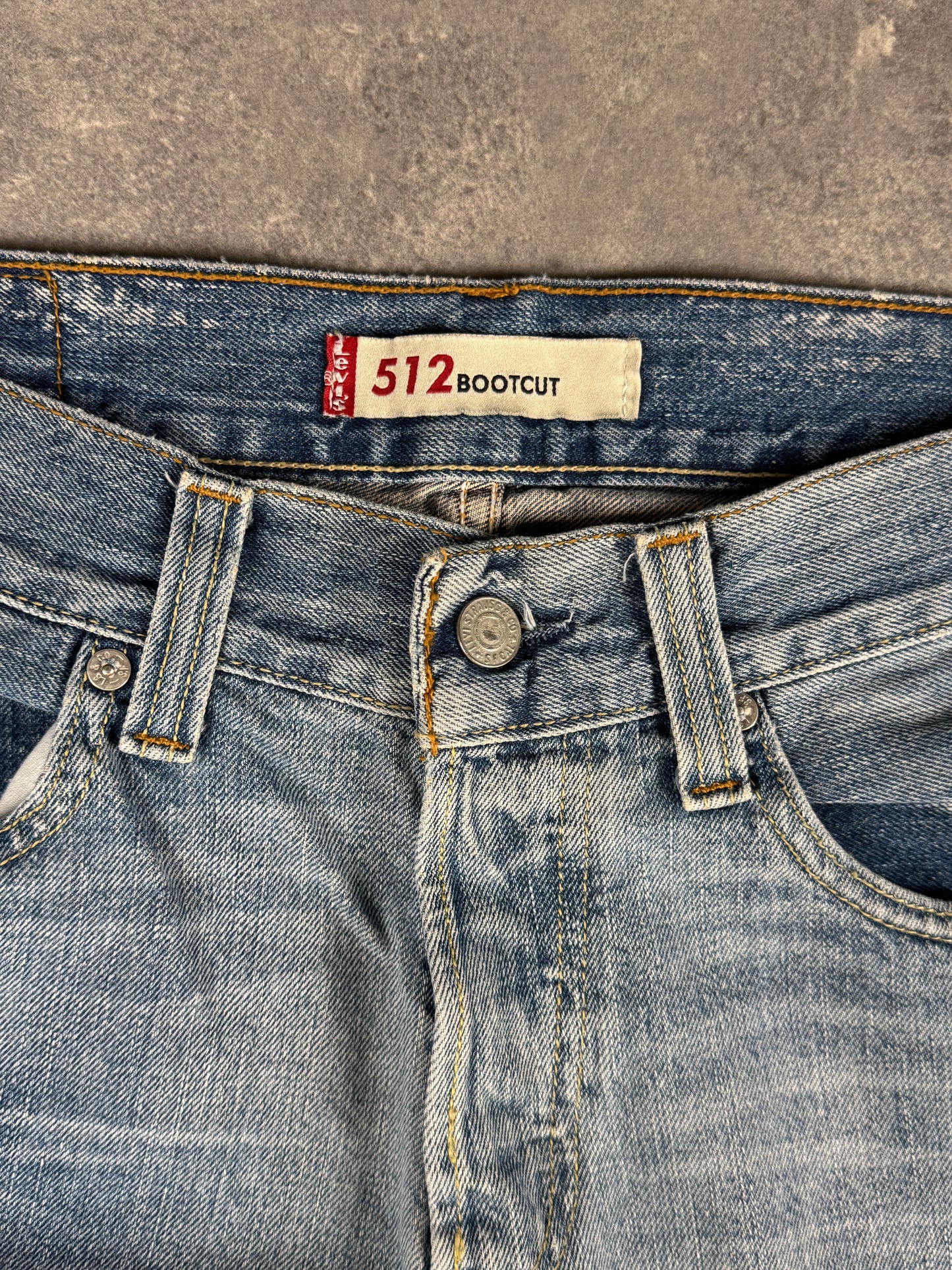 Levi’s bootcut Jeans (W31/L32)