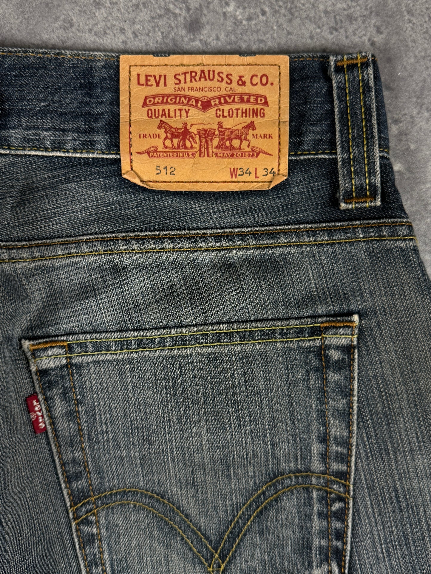 Levi’s bootcut Jeans (W34/L30)