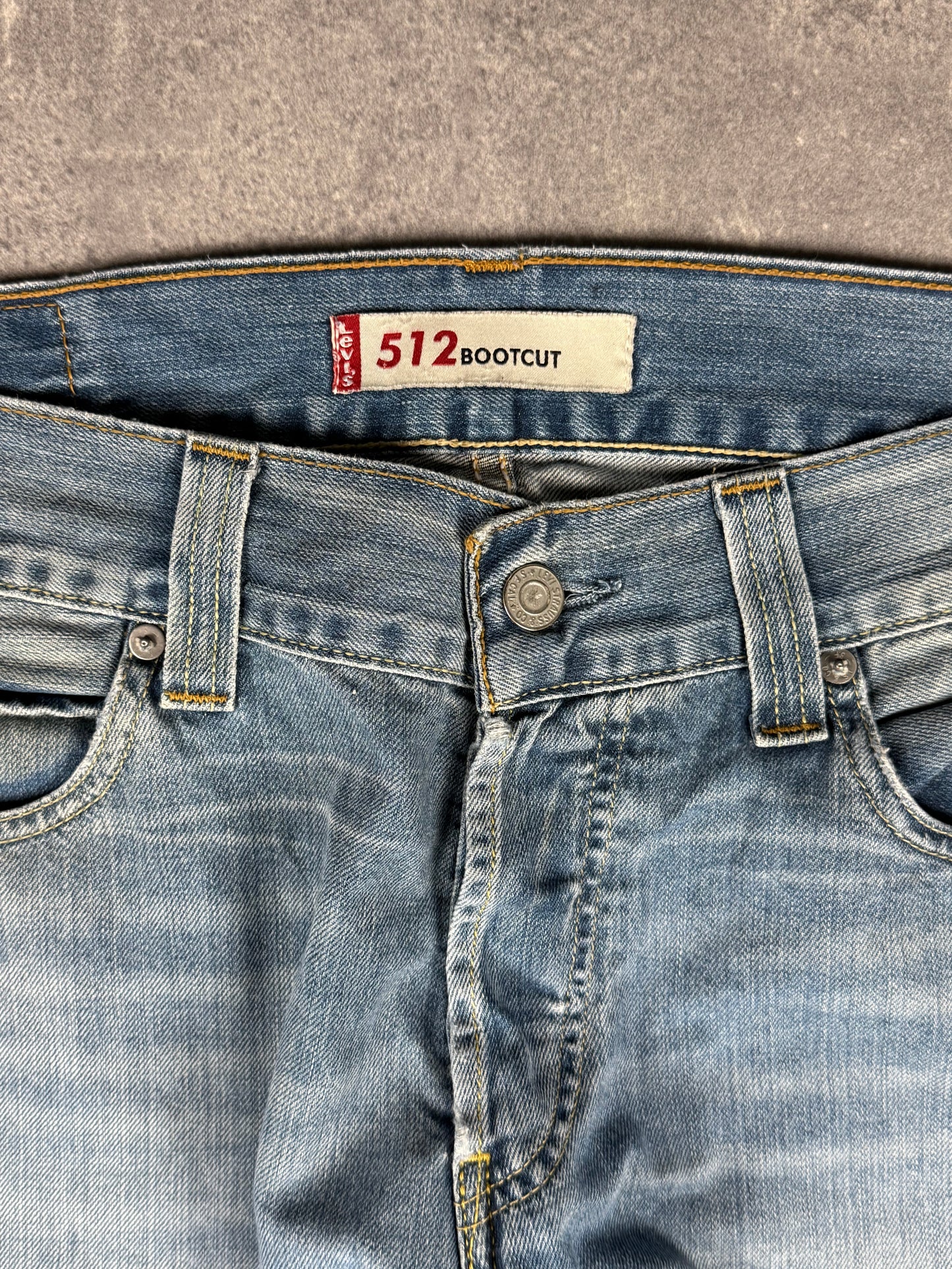 Levi’s bootcut Jeans (W33/L34)