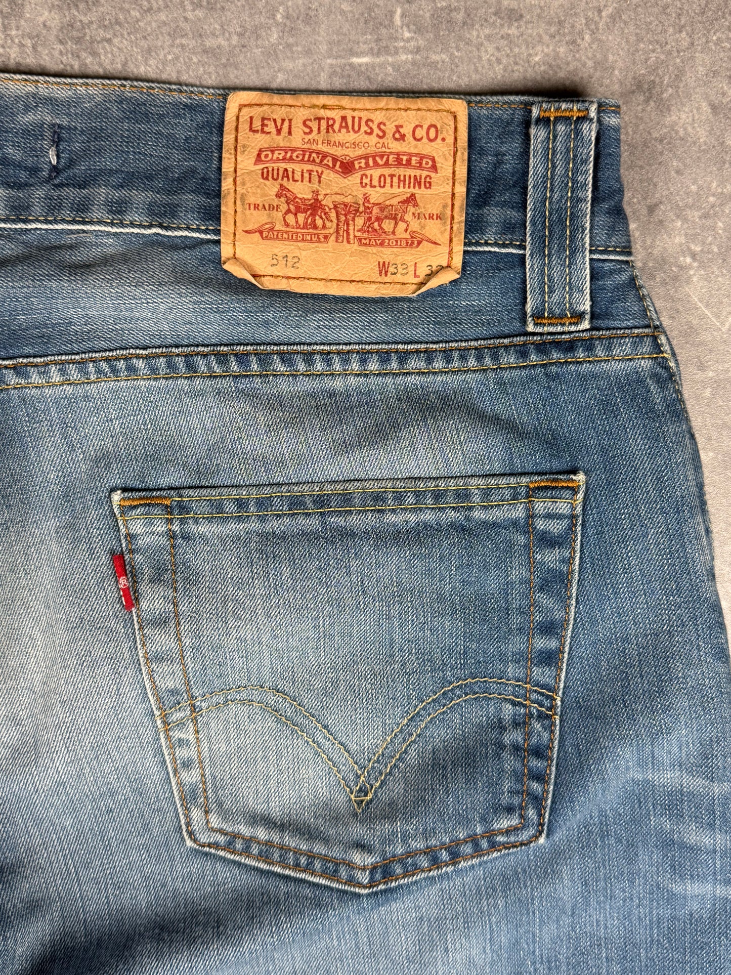 Levi’s bootcut Jeans (W33/L32)
