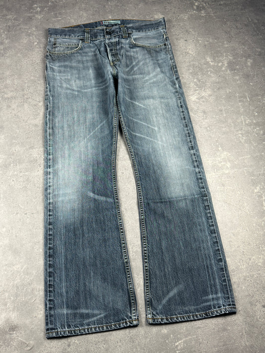 Levi’s bootcut jeans (W36/L34)