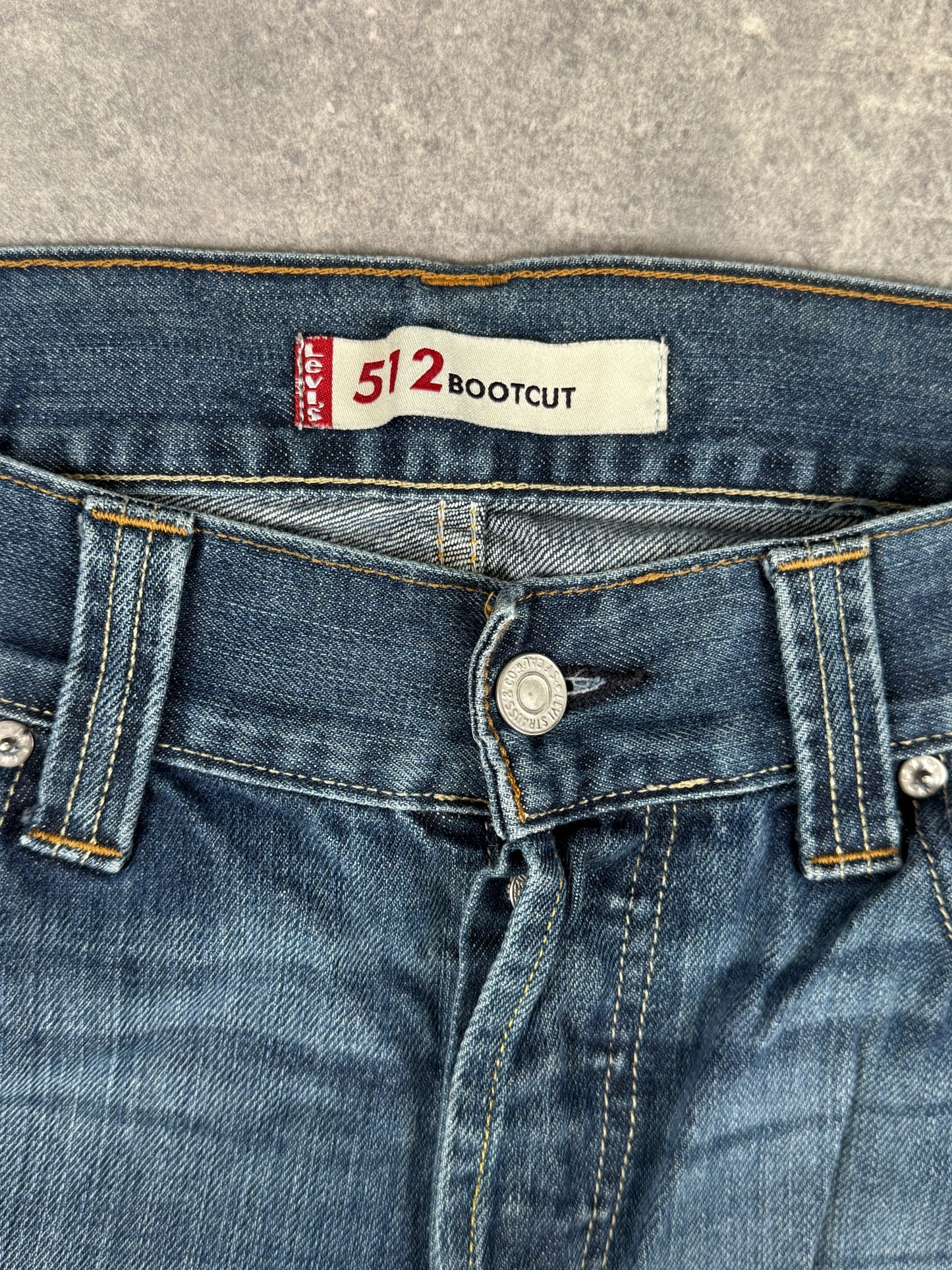 Levi’s bootcut Jeans (W32/L32)
