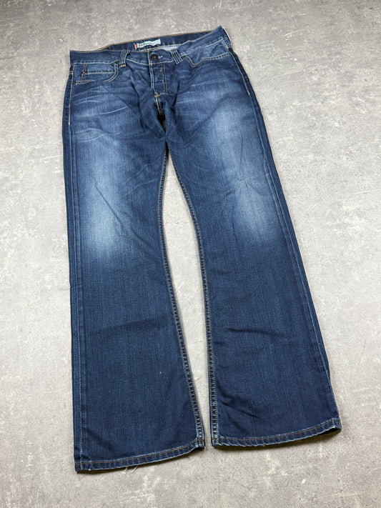 Levi’s bootcut Jeans (W36/L34-36)