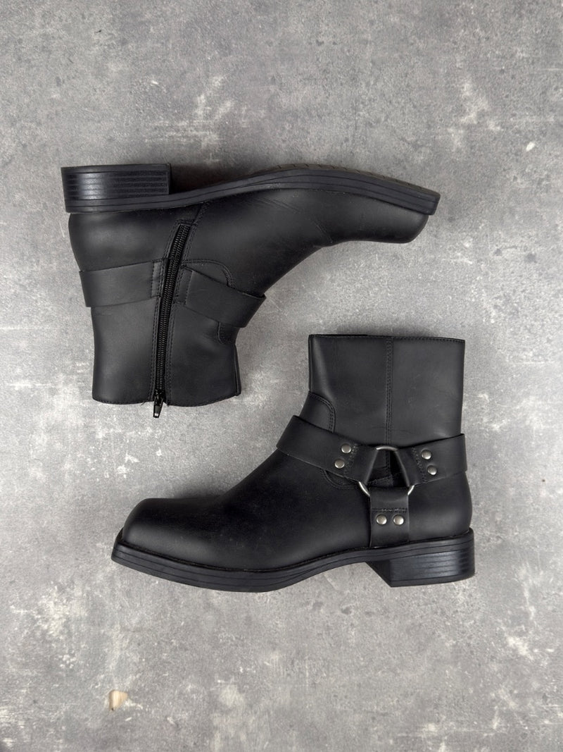 Harness Boot (EU:43 / US:9.5)