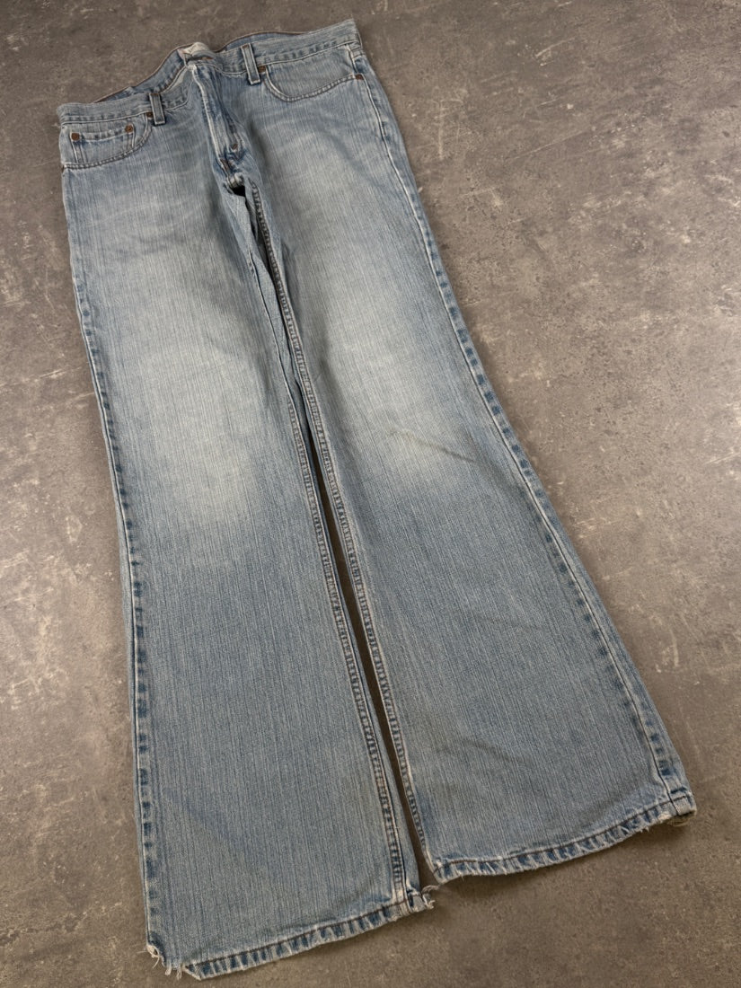 Levi's bootcut Jeans (W36/L36)