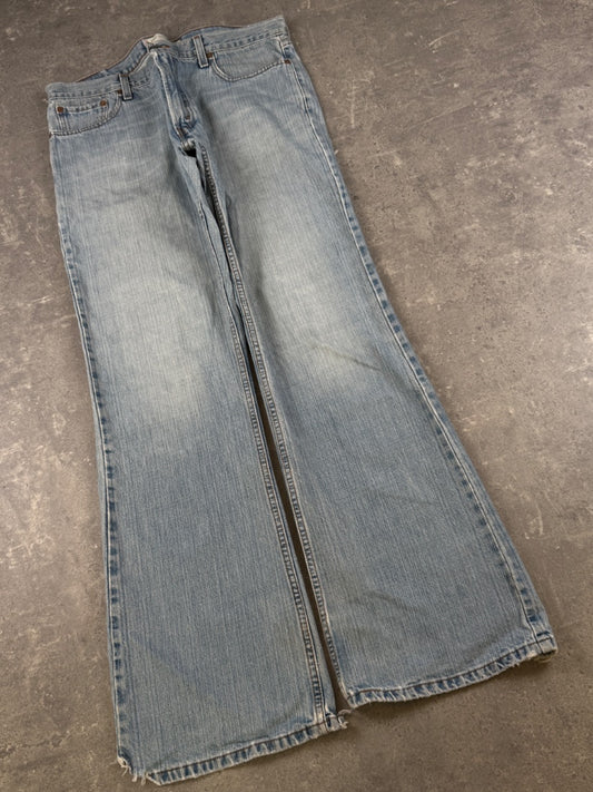 Levi's bootcut Jeans (W36/L36)
