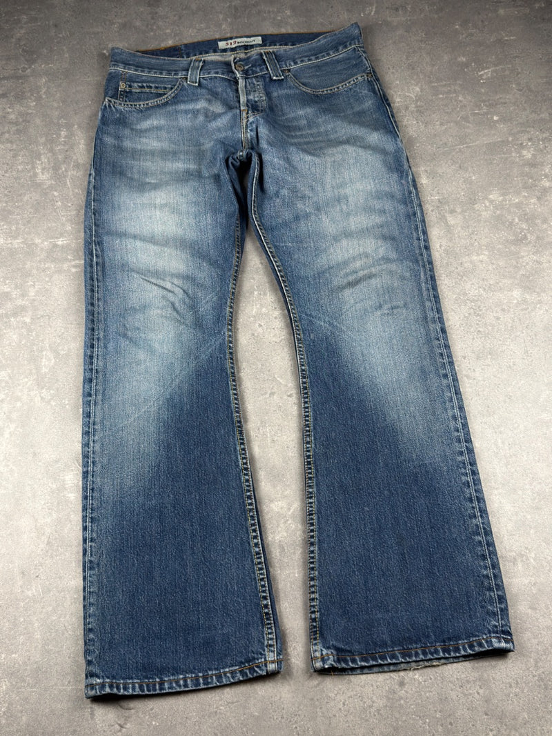 Levi's bootcut Jeans (W34/L32)