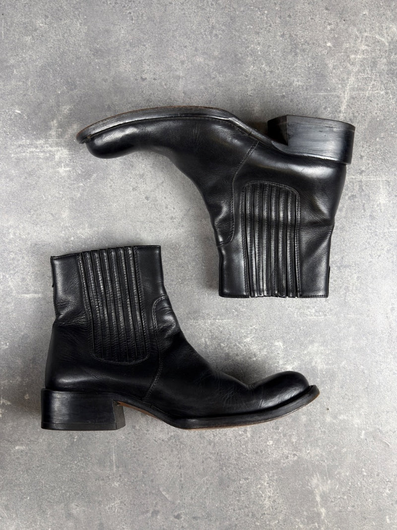 Chelsea Boot (EU:39 / US:6)