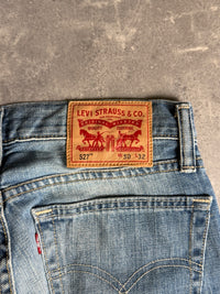 Levi's bootcut Jeans (W27/L28)
