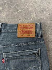 Levi's bootcut Jeans (W32/L34)