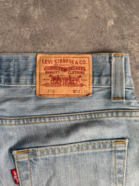 Levi's bootcut Jeans (W32/L32)